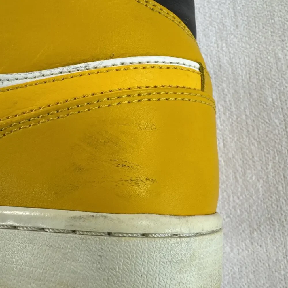 Air Jordan 1 Mid University Gold Size 13 Men’s Black Yellow Retro